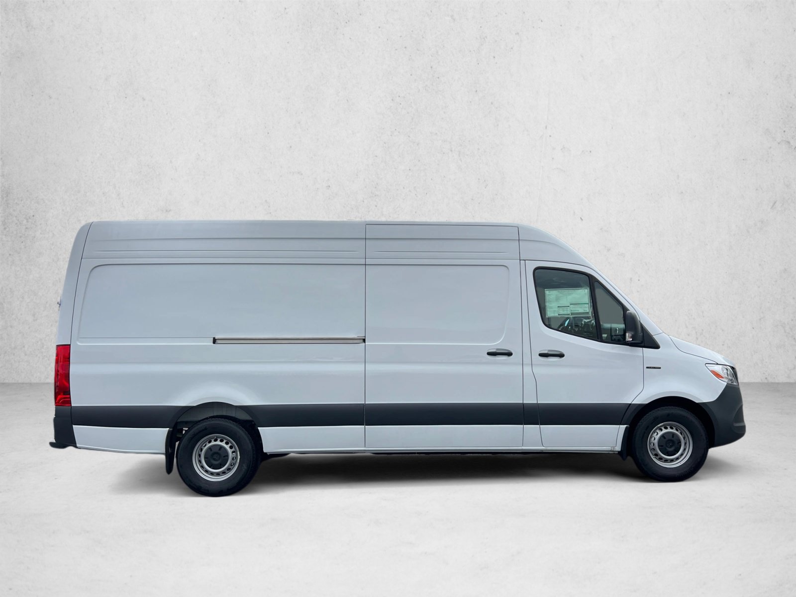 New 2025 Mercedes-Benz eSprinter 170 Cargo image 4