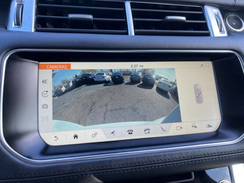 Used 2017 Land Rover Range Rover Sport HSE image 14