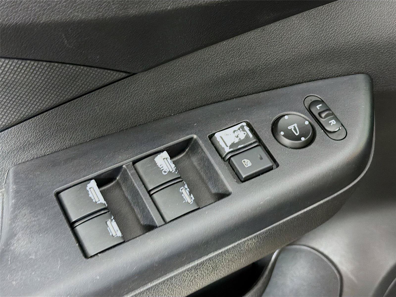 Used 2016 Honda CR-V LX image 23