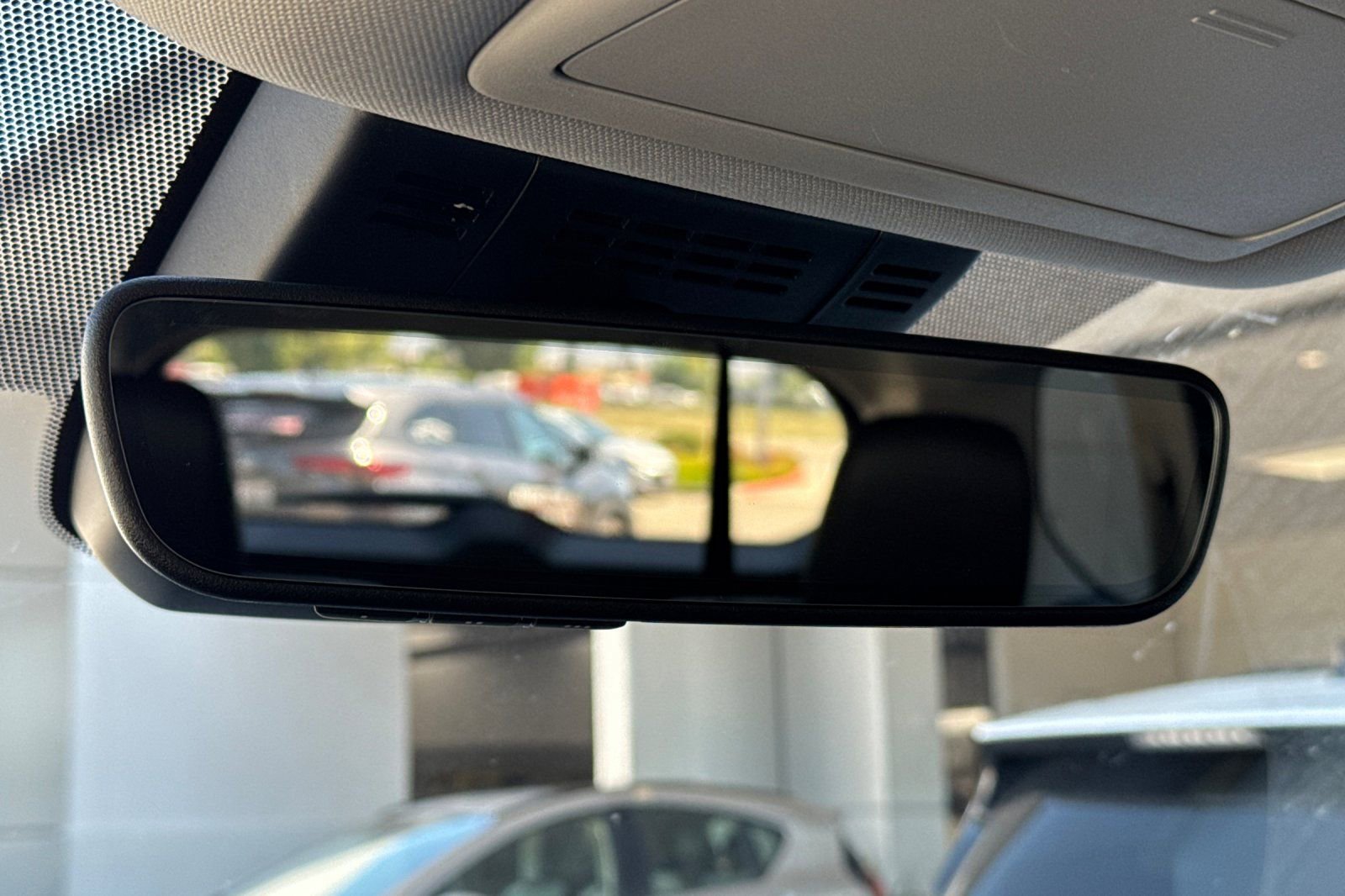Used 2025 Toyota Grand Highlander AWD image 26
