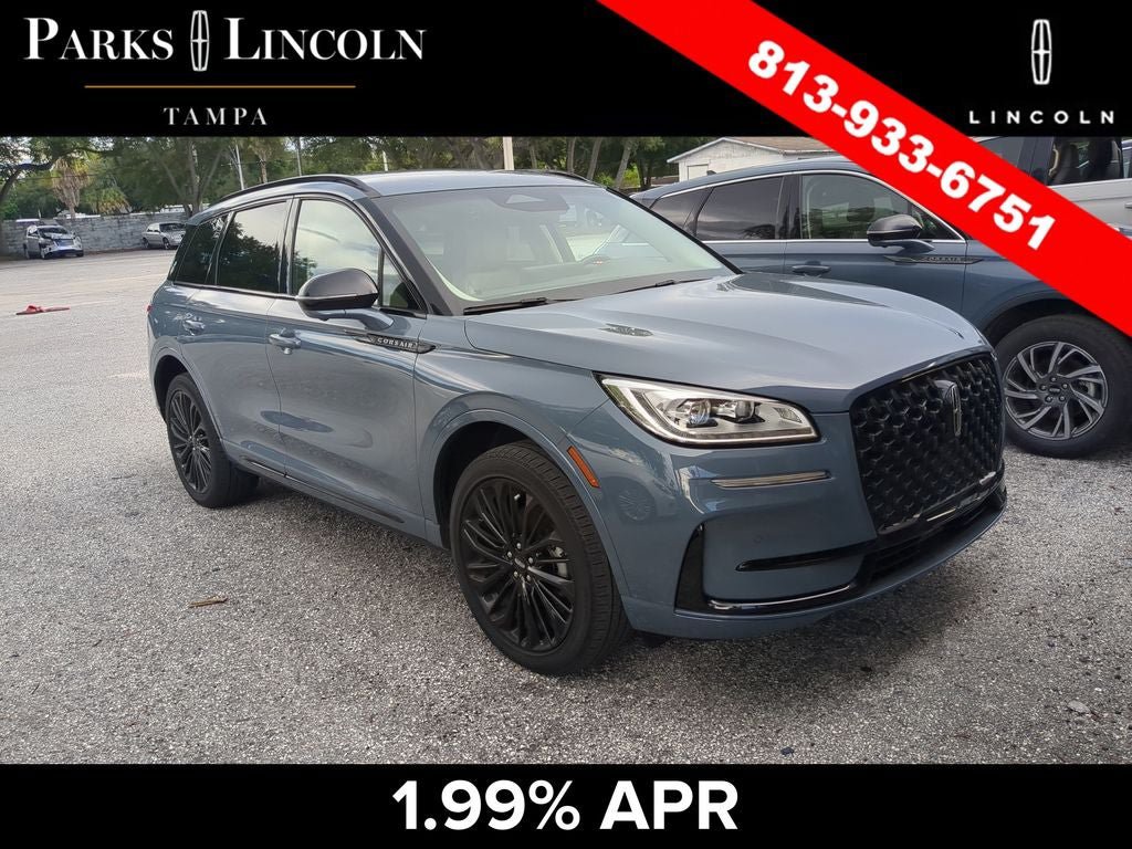 Used 2023 Lincoln Corsair Reserve w/ Equipment Group 201A FWD image 2