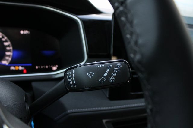 New 2026 Volkswagen Taos SE AWD/4WD image 12