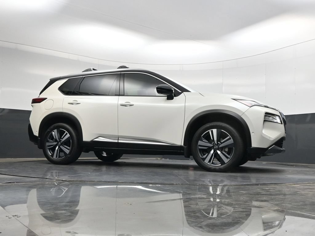 Used 2023 Nissan Rogue SL w/ SL Premium Package FWD image 37