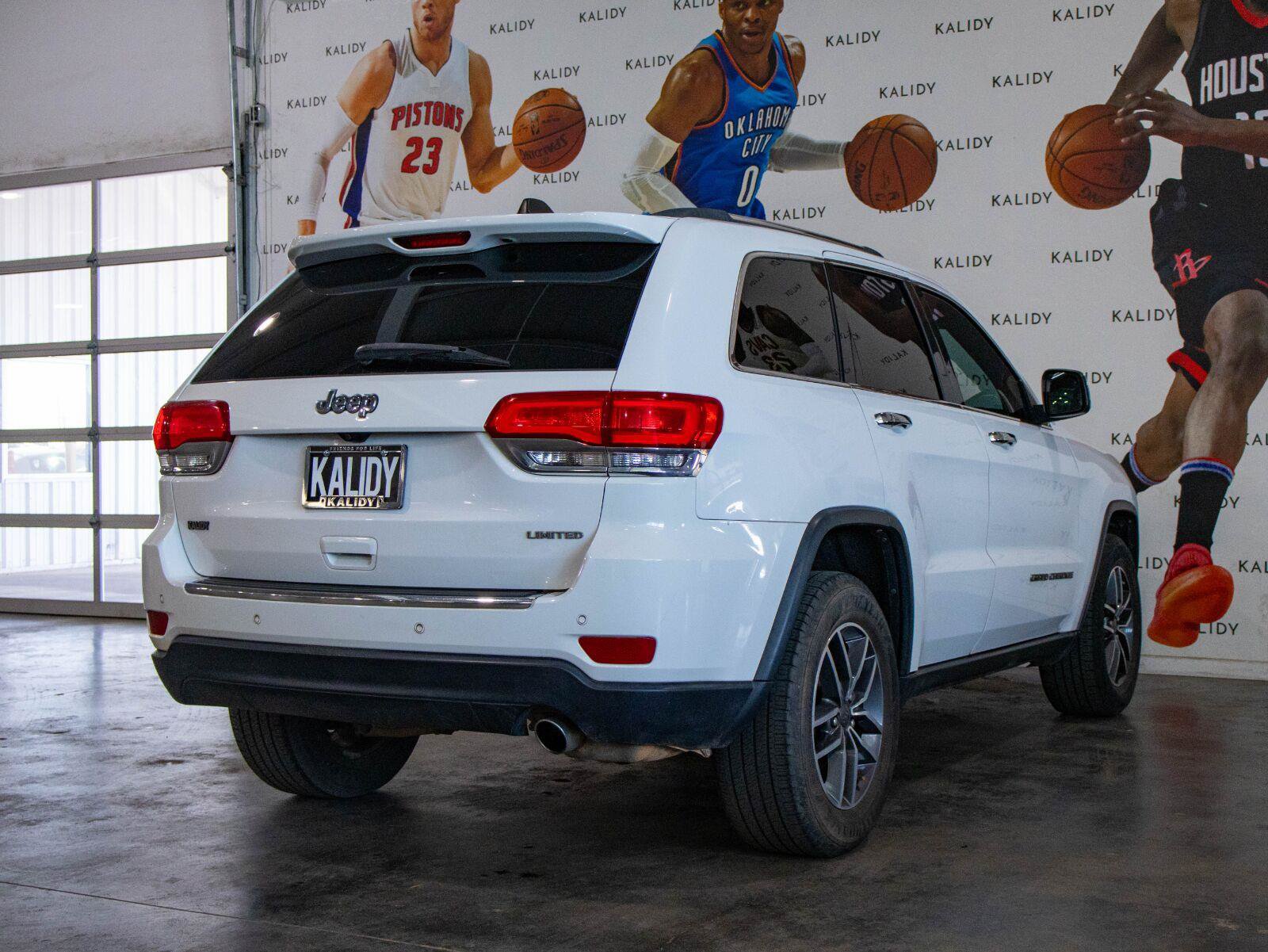 Used 2019 Jeep Grand Cherokee Limited w/ Luxury Group II RWD image 27