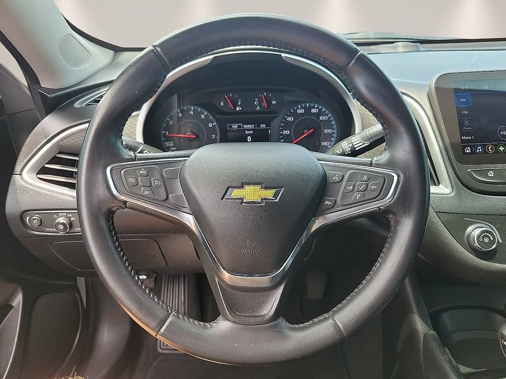 Used 2021 Chevrolet Malibu RS FWD image 18