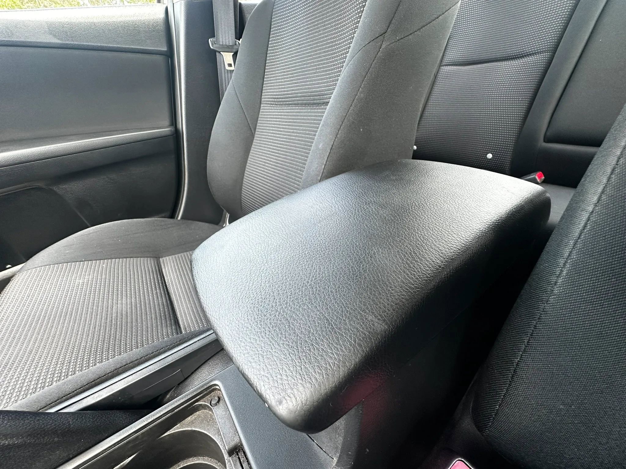 Used 2013 MAZDA MAZDA3 i Touring FWD image 34