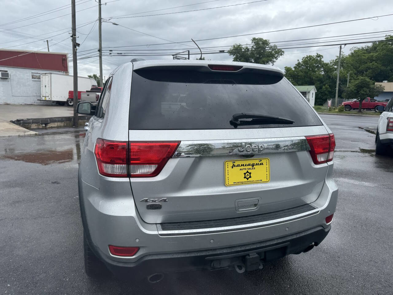 Used 2012 Jeep Grand Cherokee Overland image 9