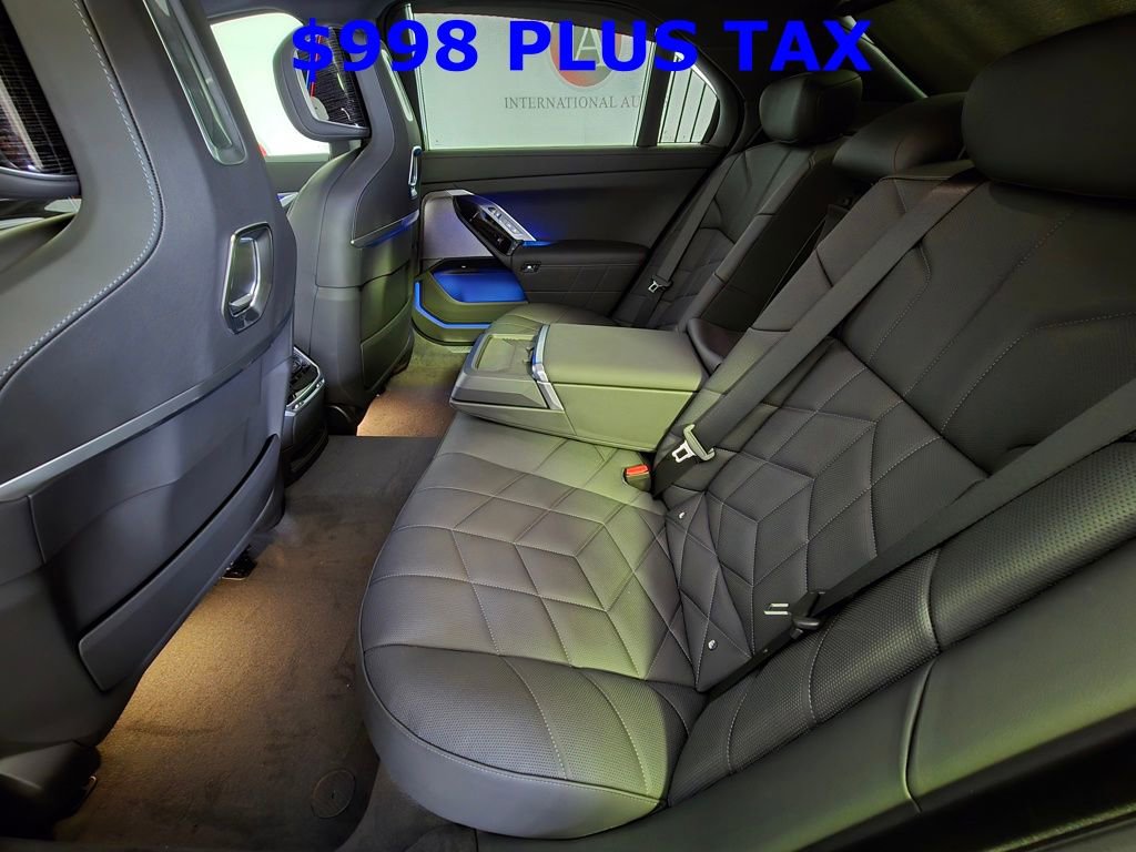 New 2025 BMW 750e xDrive AWD/4WD image 12