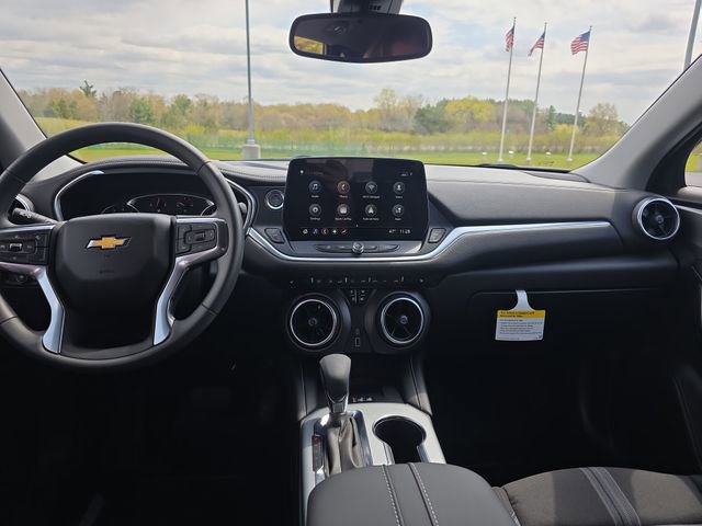 New 2026 Chevrolet Blazer LT w/ Convenience Package AWD/4WD image 12