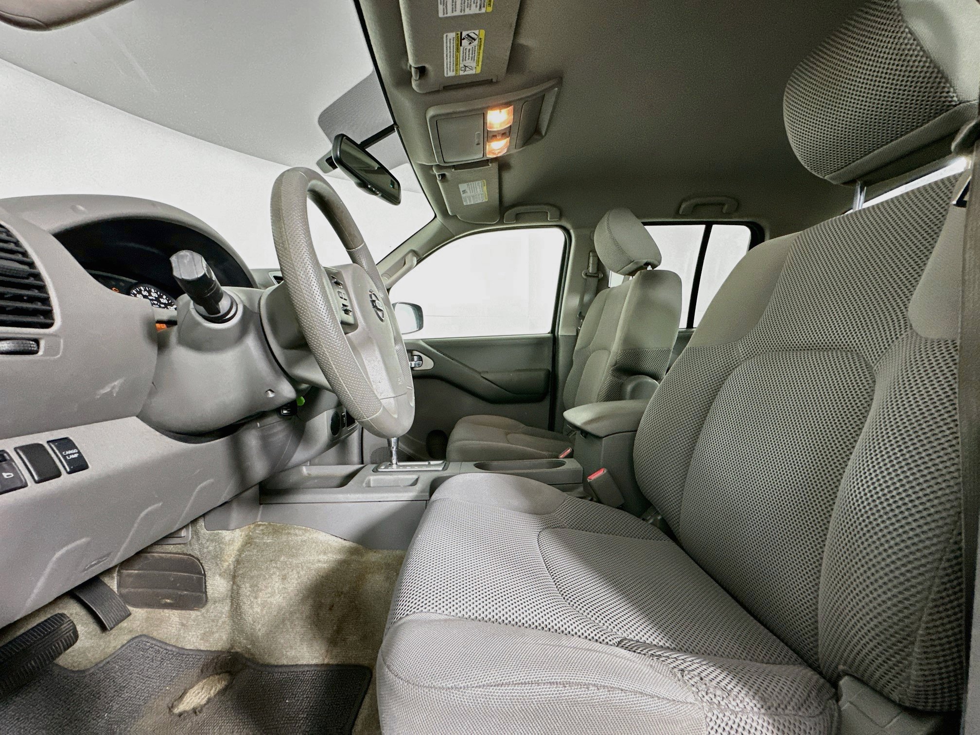 Used 2012 Nissan Frontier SV w/ SV Premium Utility Pkg RWD image 13
