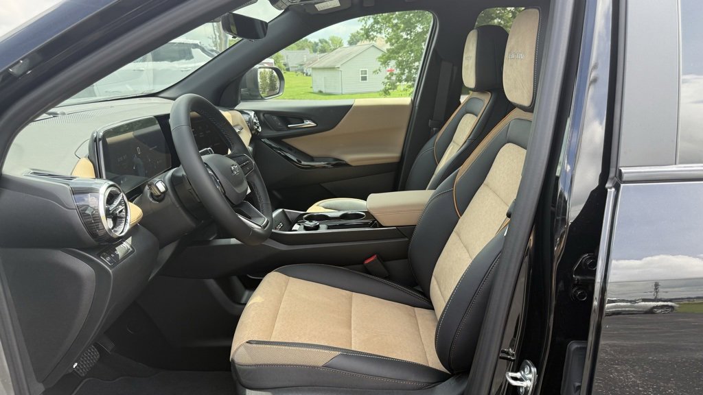 New 2026 Chevrolet Equinox ACTIV w/ Safety and Technology Package image 10