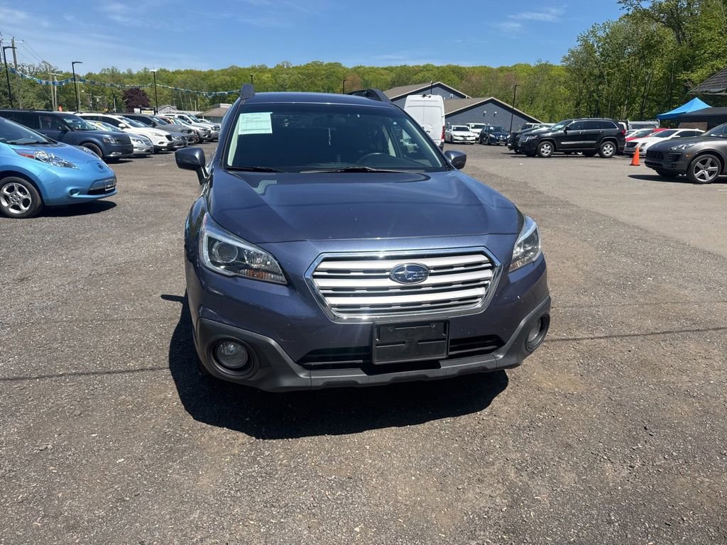 Used 2017 Subaru Outback 2.5i Premium AWD/4WD image 4