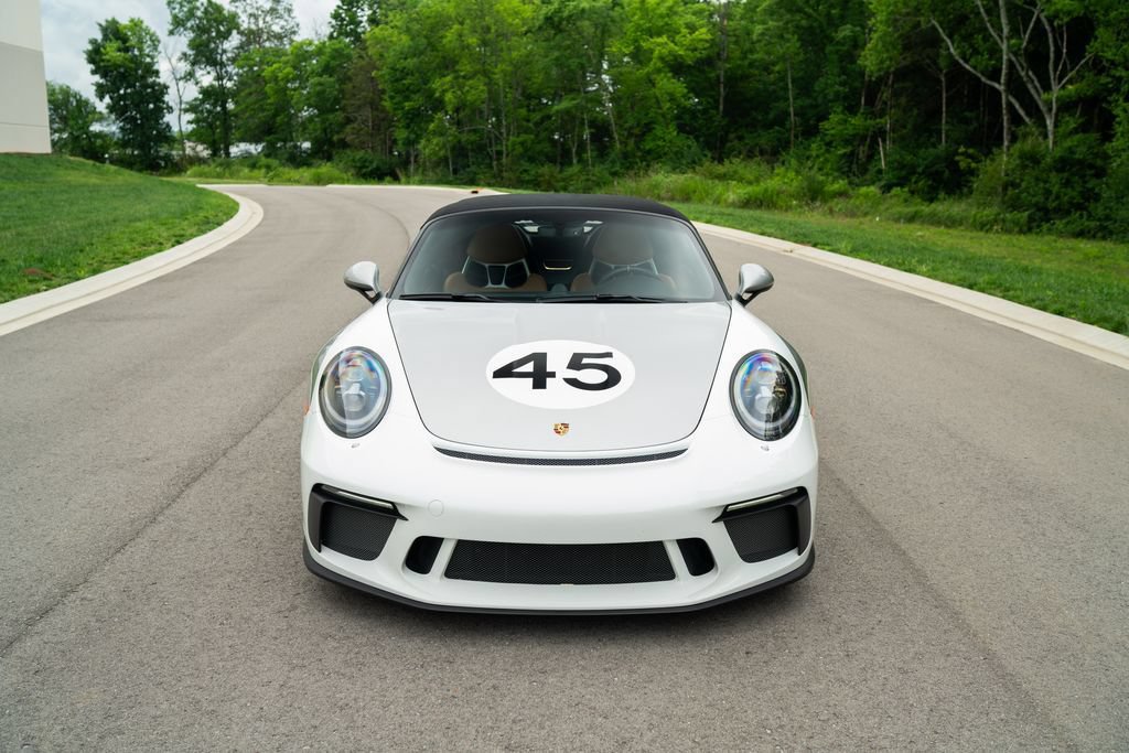 Used 2019 Porsche 911 Speedster RWD image 11