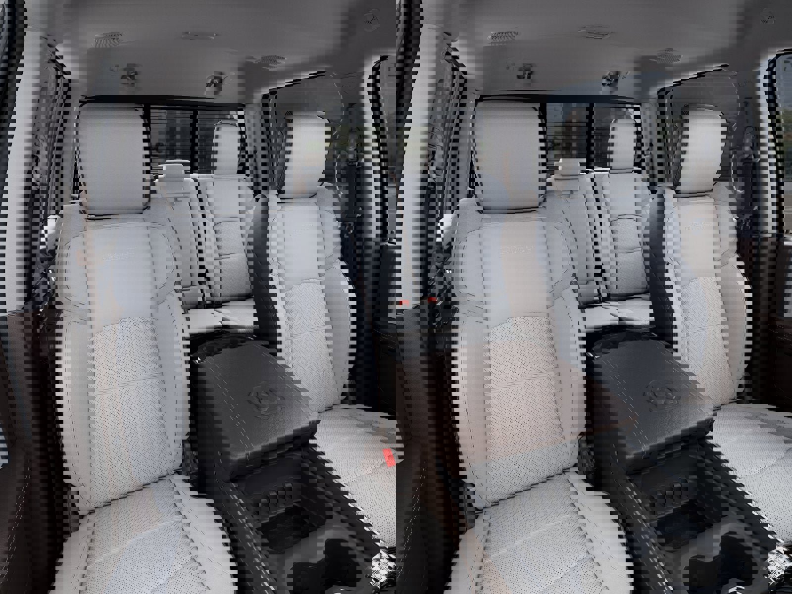 New 2025 RAM 2500 Laramie w/ Towing Technology Group image 18