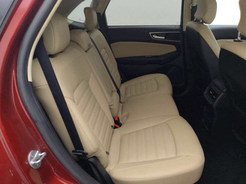 Used 2019 Ford Edge SEL w/ Equipment Group 201A FWD image 19