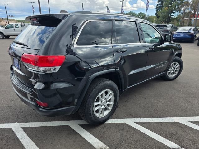 Used 2018 Jeep Grand Cherokee Laredo AWD/4WD image 6