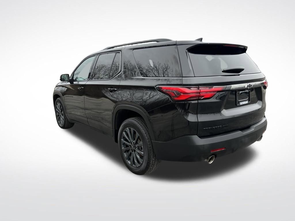 Used 2023 Chevrolet Traverse RS w/ LPO, Floor Liner Package image 3