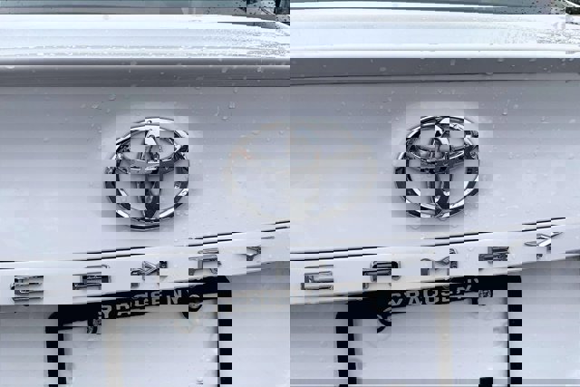 Used 2024 Toyota Camry SE image 30