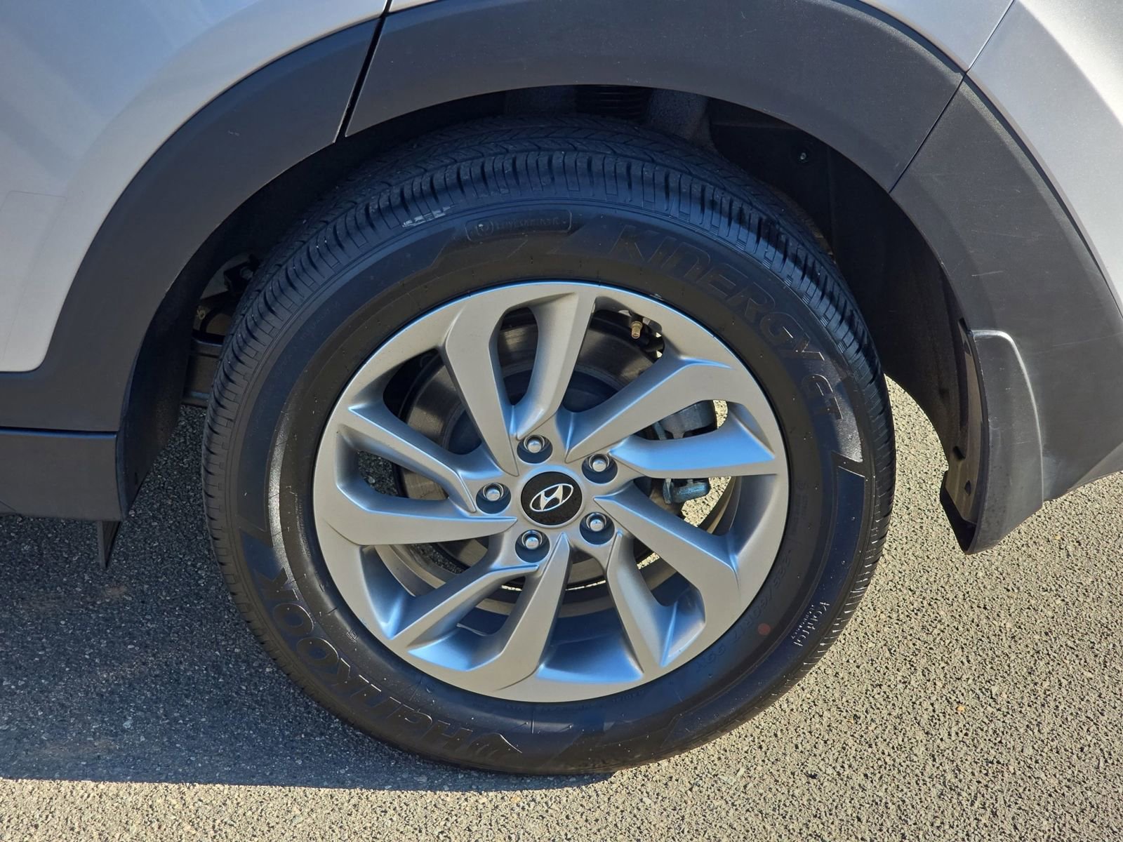 Used 2018 Hyundai Tucson SE image 36