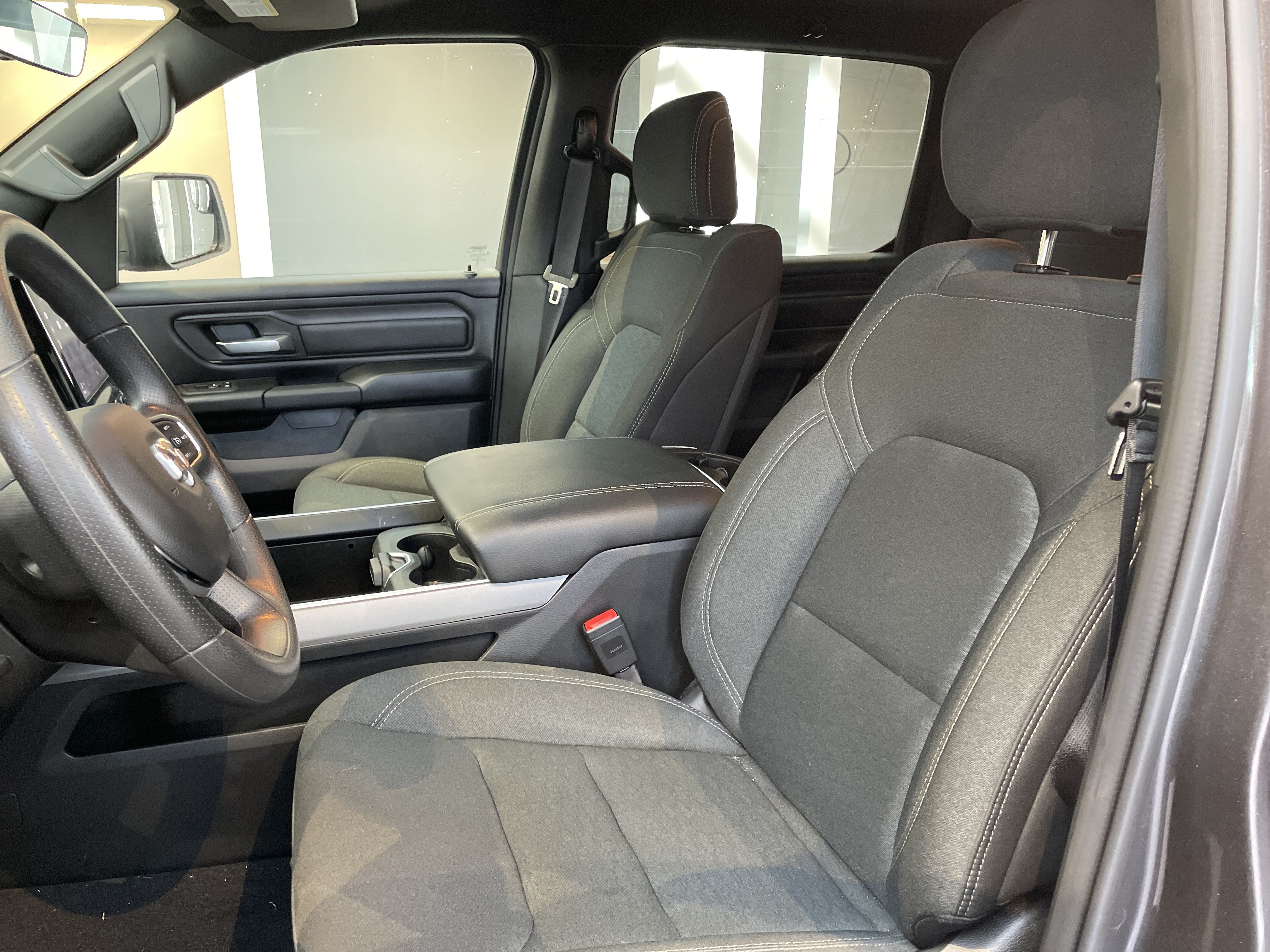Used 2026 RAM 1500 Express AWD/4WD image 17