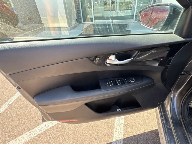 Used 2024 Kia Forte GT-Line w/ GT-Line Premium Package FWD image 24