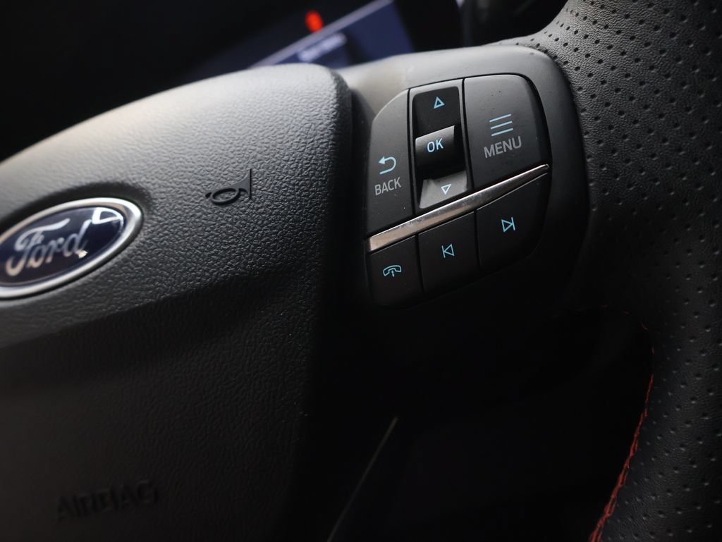 Used 2025 Ford Escape ST-Line w/ Cold Weather Package AWD/4WD image 20