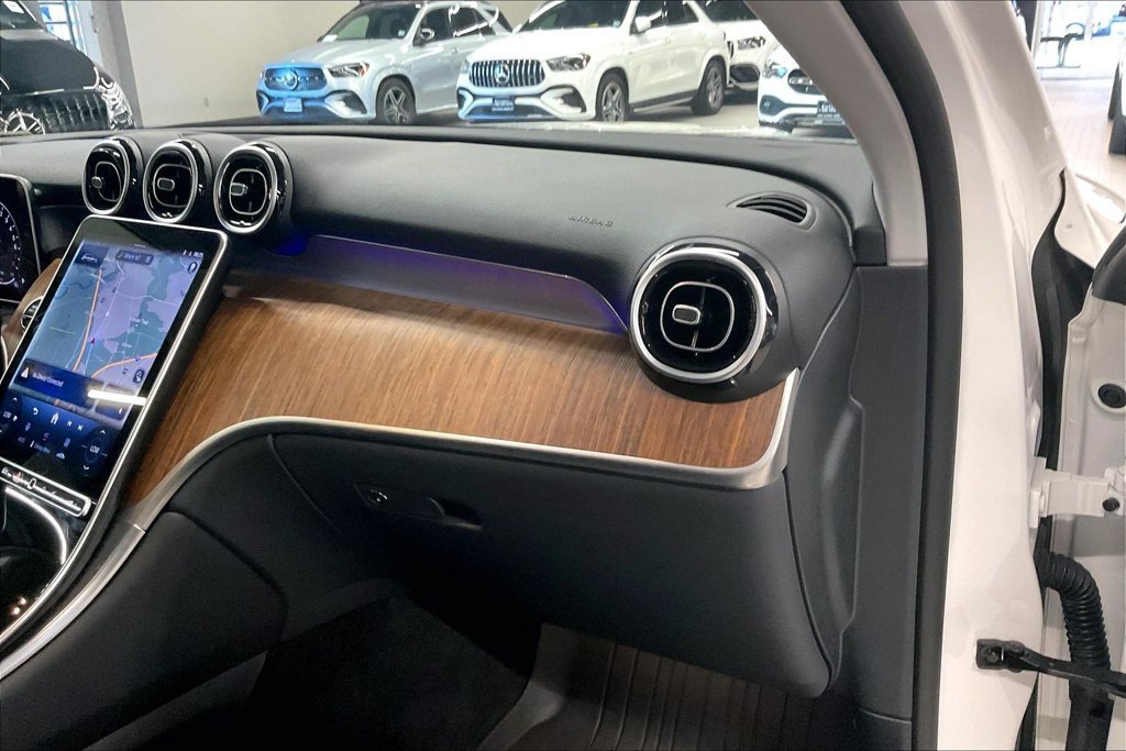 Certified 2025 Mercedes-Benz GLC 350e 4MATIC image 14