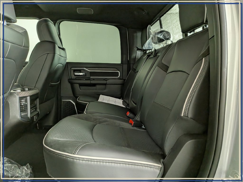 New 2026 RAM 2500 Laramie AWD/4WD image 29