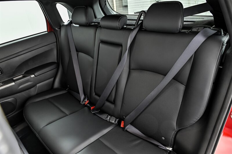 New 2027 Mitsubishi Outlander Sport SEL AWD/4WD image 20