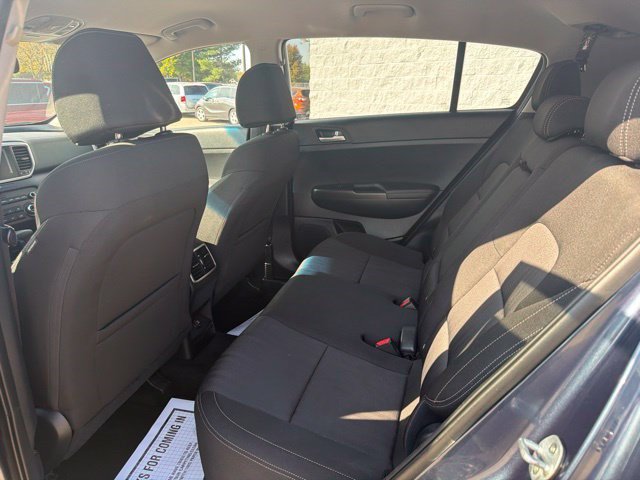 Used 2020 Kia Sportage LX AWD/4WD image 16