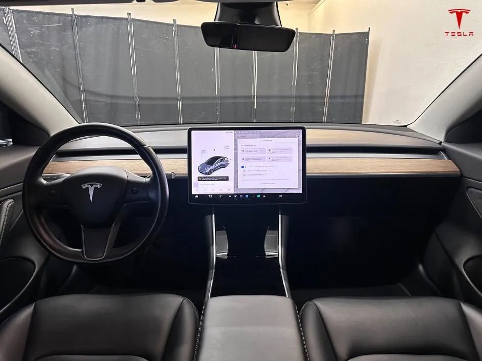 Used 2018 Tesla Model 3 Long Range image 9