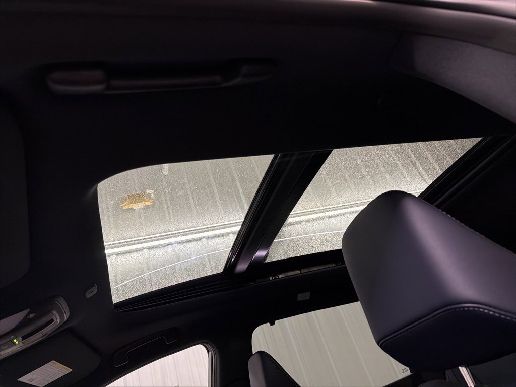 New 2026 INFINITI QX60 Sport image 9