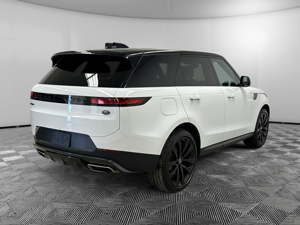 Used 2023 Land Rover Range Rover Sport SE image 5