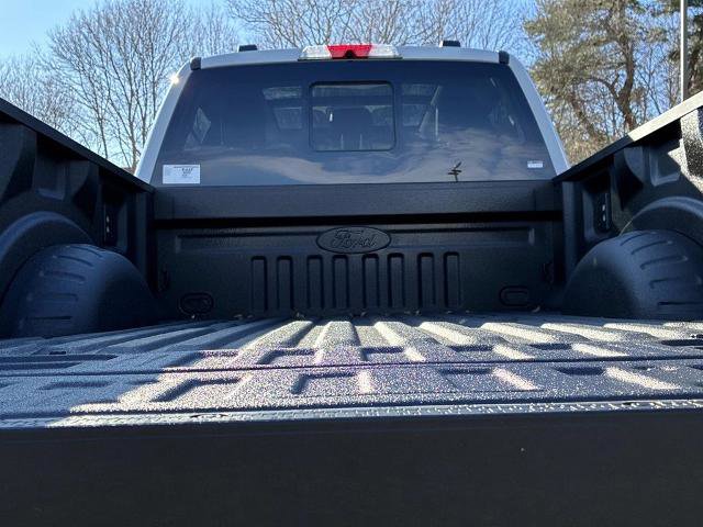 New 2026 Ford F350 Lariat w/ Black Appearance Package image 4