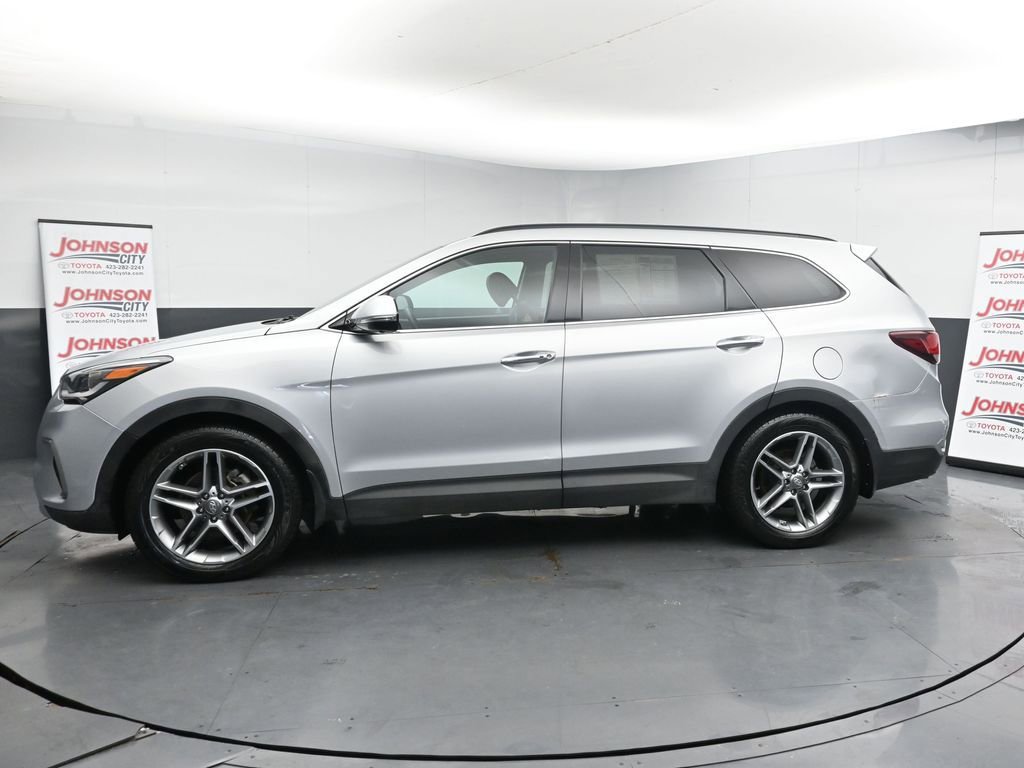 Used 2017 Hyundai Santa Fe SE image 5