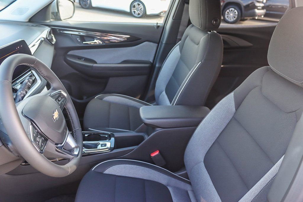 New 2026 Chevrolet TrailBlazer LT image 16