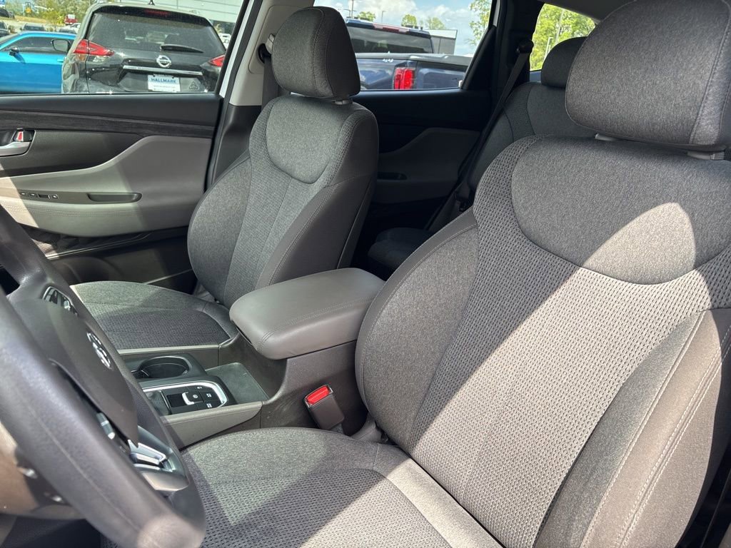 Used 2020 Hyundai Santa Fe SEL FWD image 11