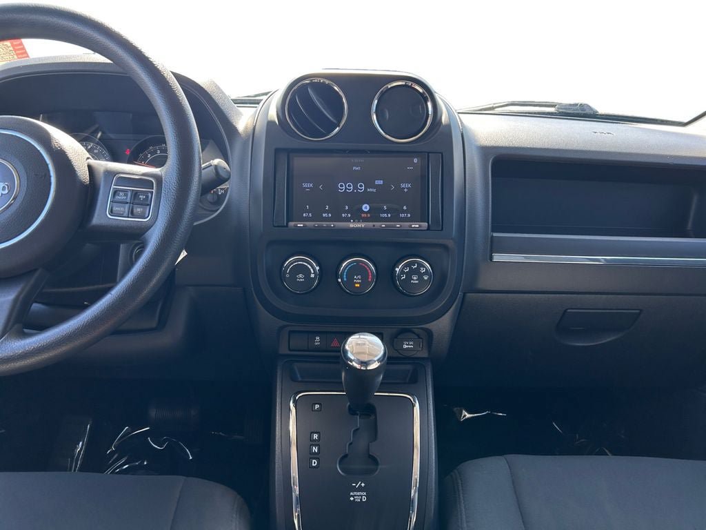 Used 2015 Jeep Patriot Sport w/ Power Value Group AWD/4WD image 12