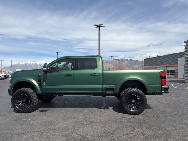 New 2026 Ford F250 Lariat w/ Black Appearance Package AWD/4WD image 16
