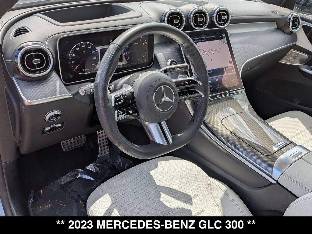 Certified 2023 Mercedes-Benz GLC 300 4MATIC image 2