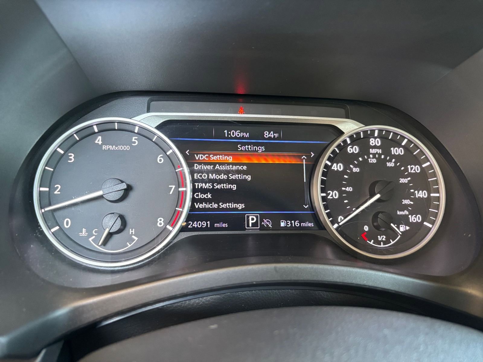 Used 2025 Nissan Sentra SV image 38