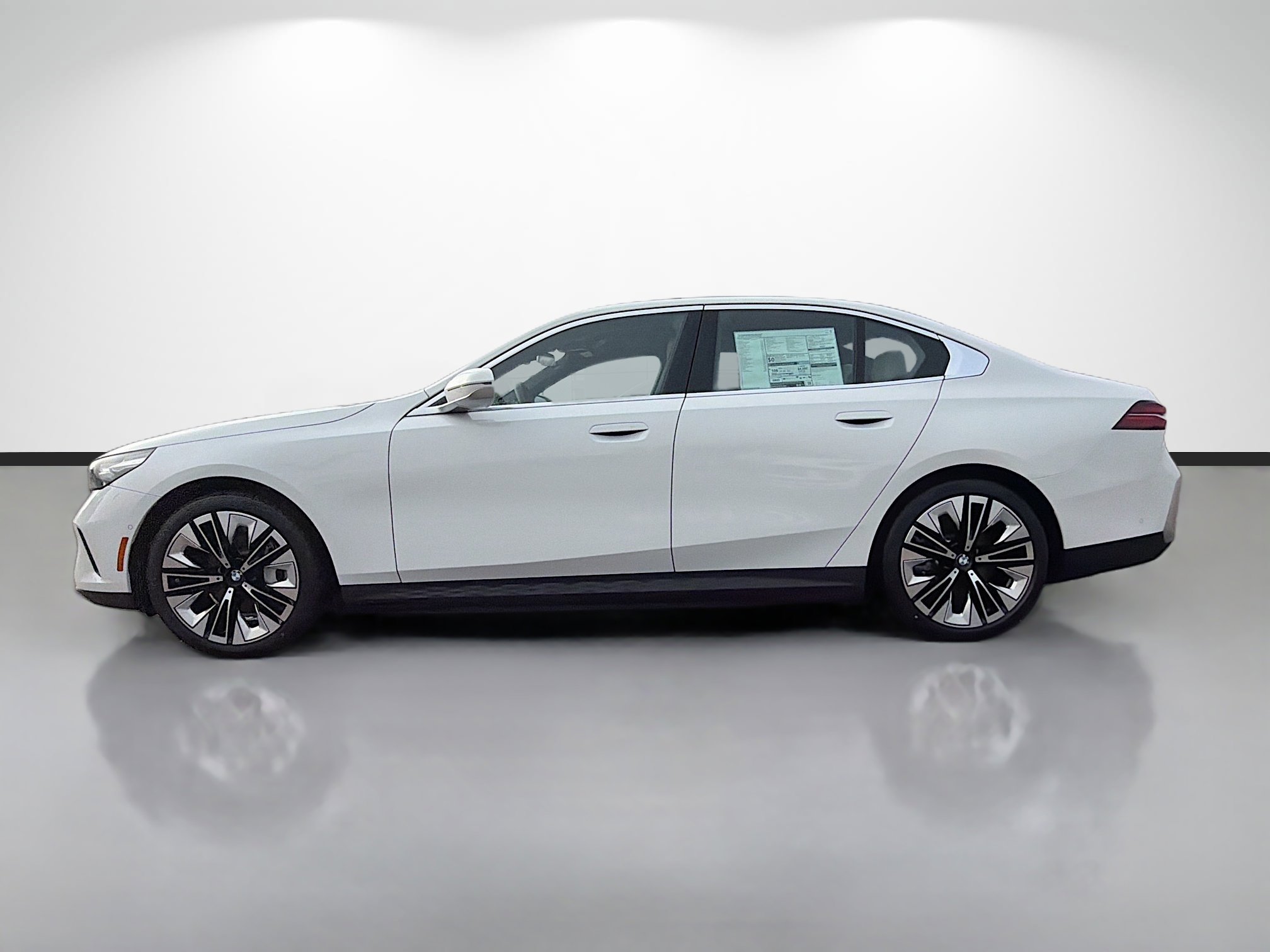 New 2026 BMW i5 eDrive40 RWD image 6