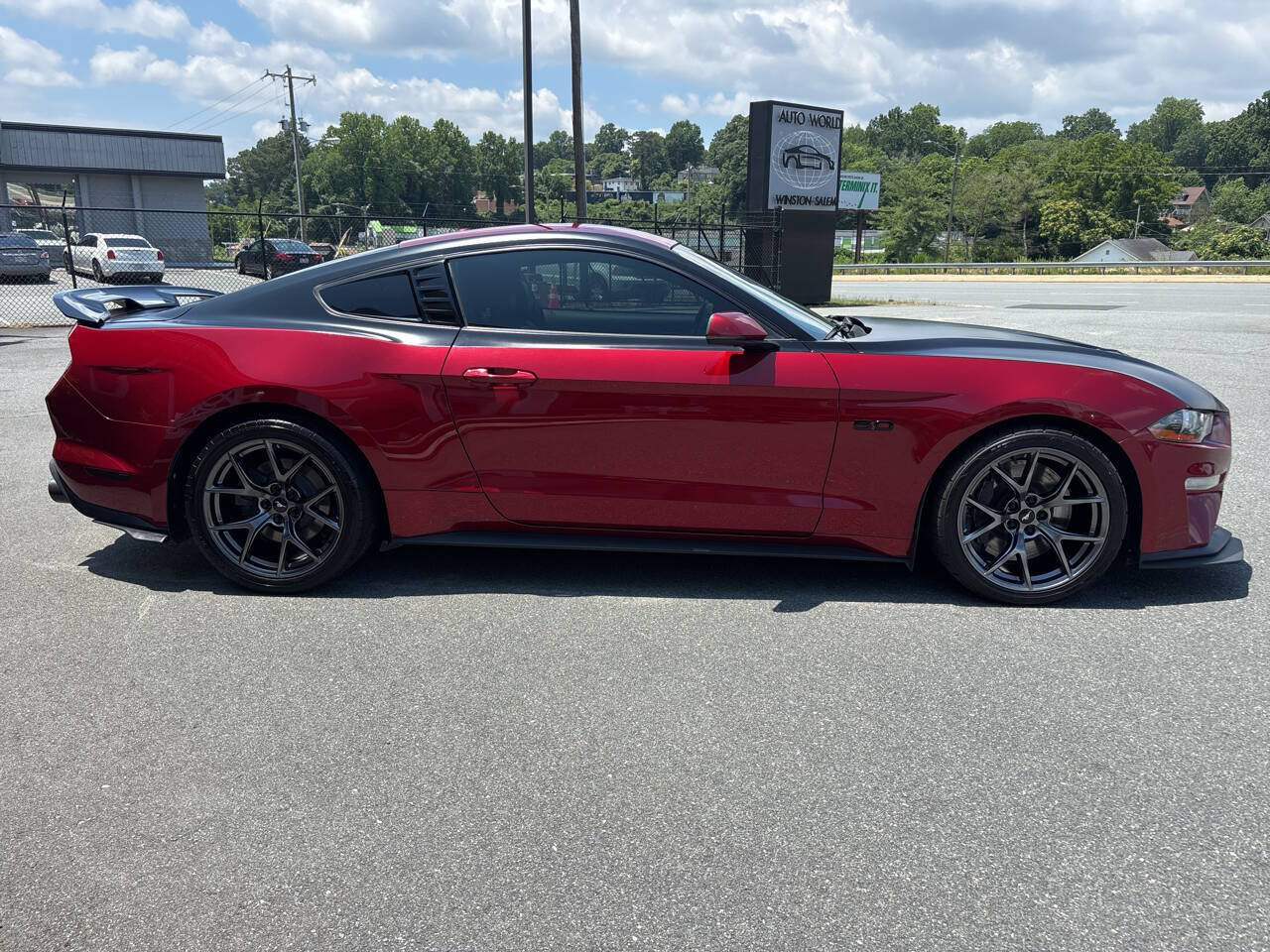Used 2019 Ford Mustang GT RWD image 8