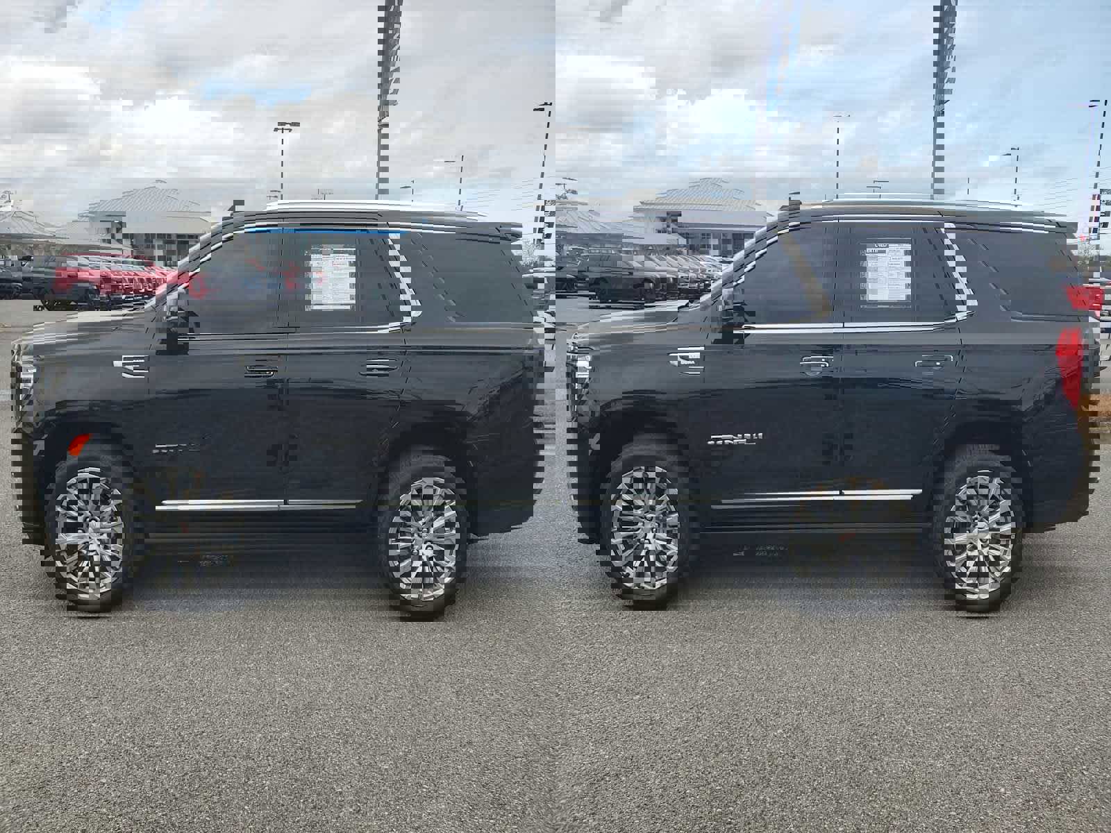 Certified 2024 GMC Yukon Denali image 2