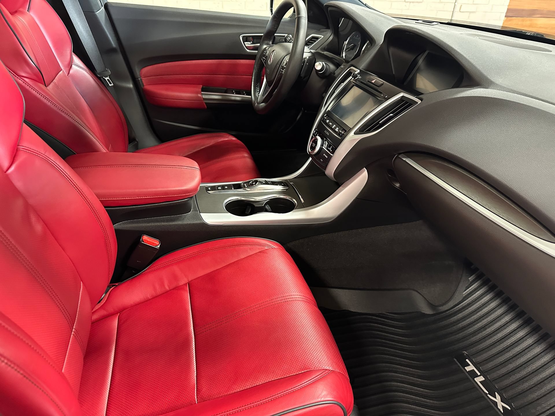 Used 2020 Acura TLX w/ Advance Package AWD/4WD image 26