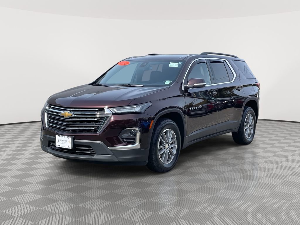 Used 2023 Chevrolet Traverse LT AWD/4WD image 3