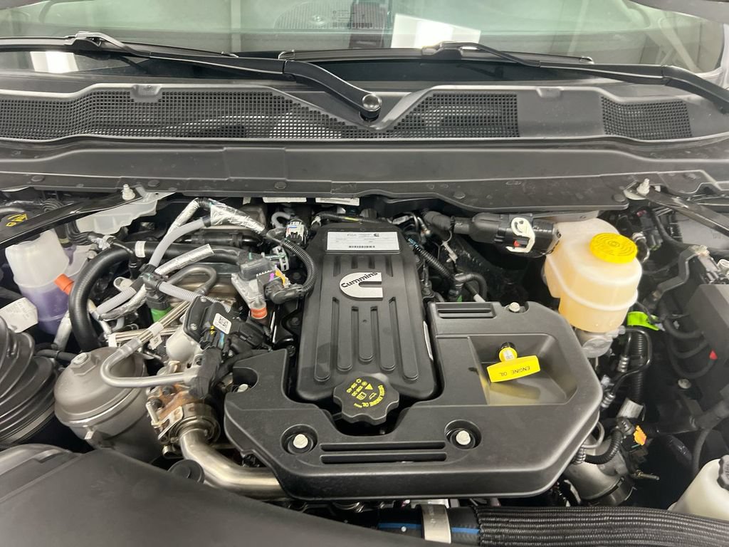 New 2026 RAM 3500 Tradesman AWD/4WD image 20
