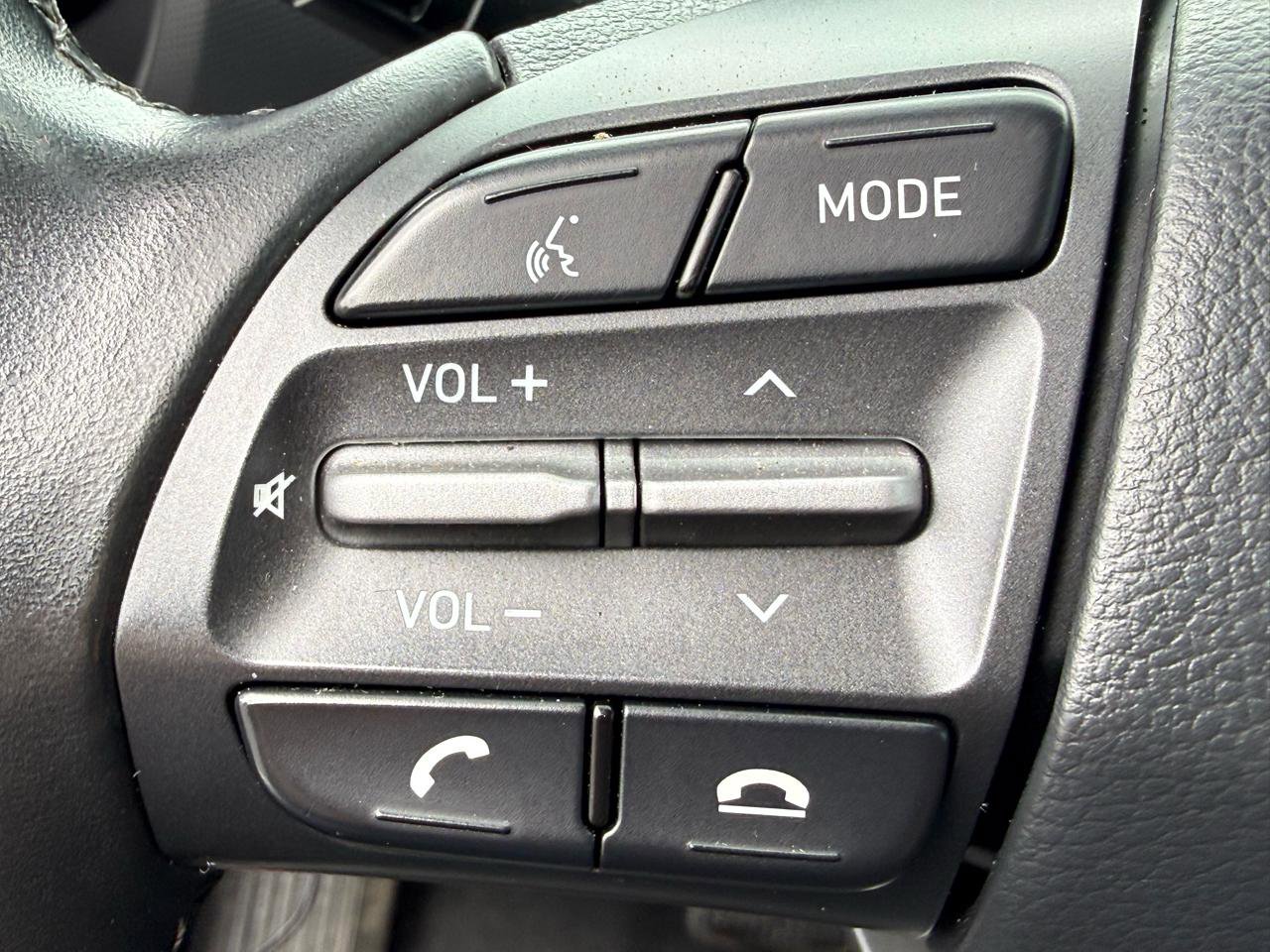 Used 2020 Hyundai Kona SEL Plus w/ Cargo Package FWD image 15