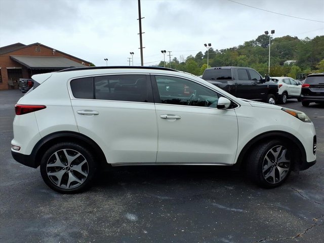 Used 2018 Kia Sportage SX image 2