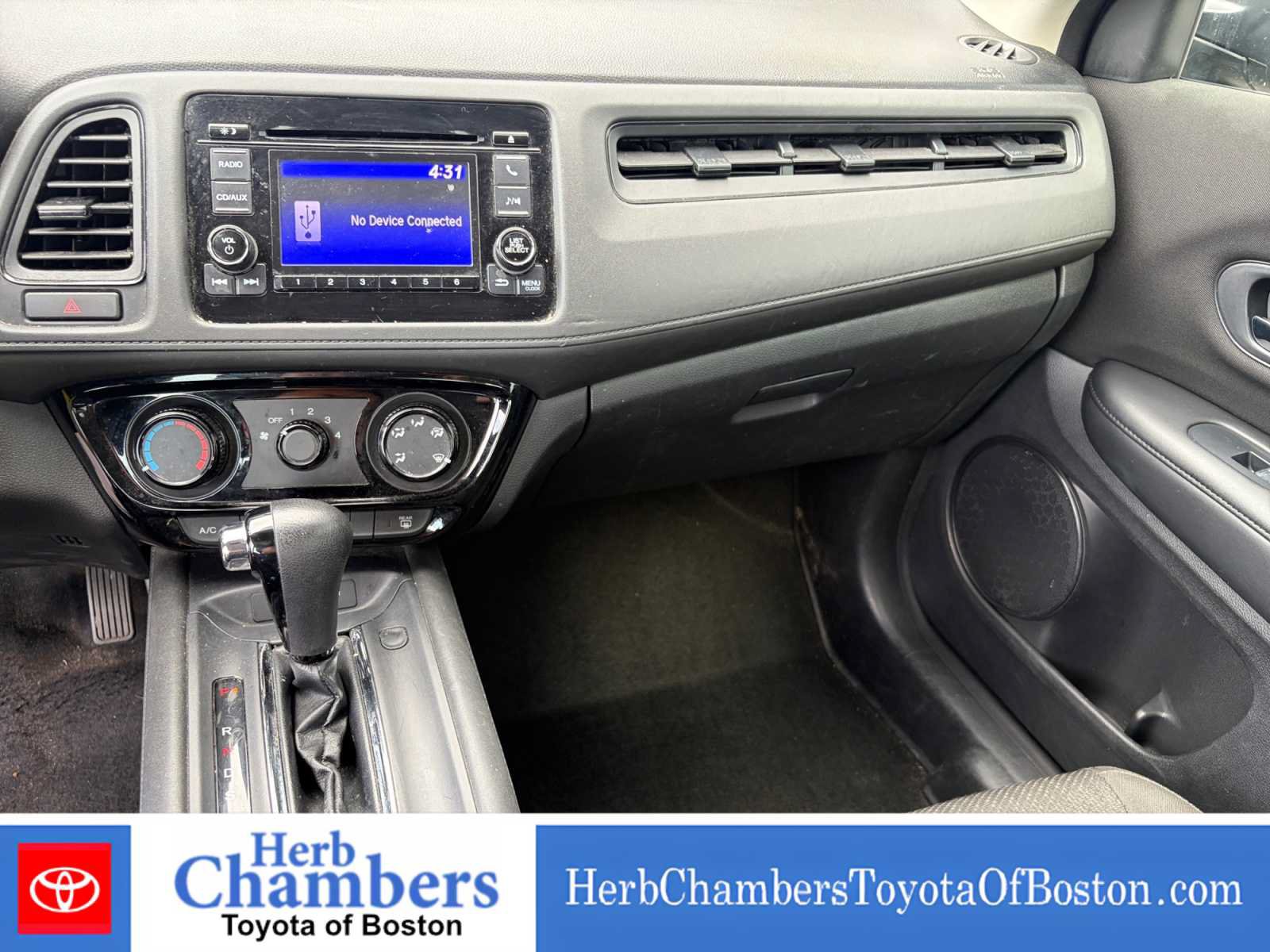 Used 2017 Honda HR-V LX image 17